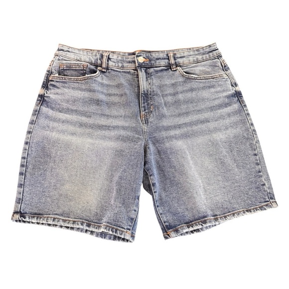 Joe Fresh Bundle of 2 Denim Shorts Size 32 100% Cotton - Picture 4 of 11
